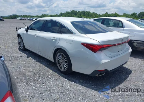 2019 Toyota Avalon Limited z USA, uszkodzony, nr VIN 4T1BZ1FB5KU004629